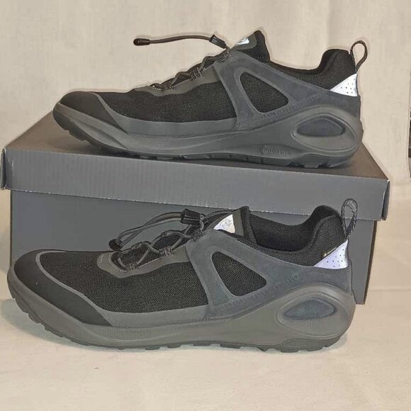 Ecco Men's Black and Gray Gore-Tex Sneakers - Picture 3 of 6